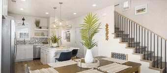New Listing Happy Hawaiian