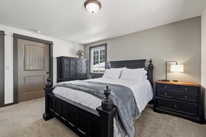 Casa, 1 cama Queen size, patio, vista al jardín (Harmony Hills Retreat) | 1 habitación, decoración personalizada y muebles diferentes 