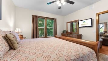 4 bedrooms, individually decorated, individually furnished, free WiFi