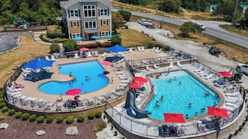 Seasonal outdoor pool