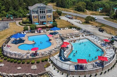 Hickory Hideaway - Communal Pool Access