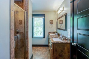 House, Multiple Beds, Kitchen, Garden View | Bathroom | Towels, toilet paper - Hello Goodbye (Nashville)