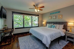 House, Multiple Beds, Kitchen, Garden View | 3 bedrooms, individually decorated, individually furnished, free WiFi - Hello Goodbye (Nashville)