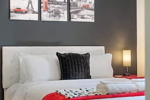 Maison mitoyenne, plusieurs lits, accÚs piscine, vue piscine (Magical Memories Villa) | 3 chambres, décoration personnalisée, ameublement personnalisé