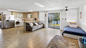 House, Multiple Beds, Hot Tub | 3 bedrooms, individually decorated, individually furnished, free WiFi