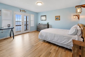 3 habitaciones, decoración personalizada y muebles diferentes 