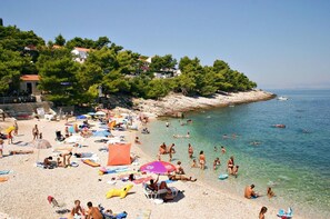 아파트, 흡연 | 1 개의 침실