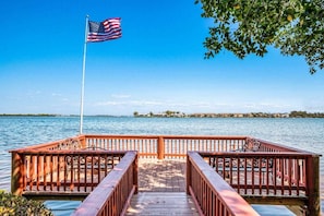 Property grounds - Watch dolphins & pelicans from this 2 bedroom/2 bath waterfront condo. (Bradenton Beach)