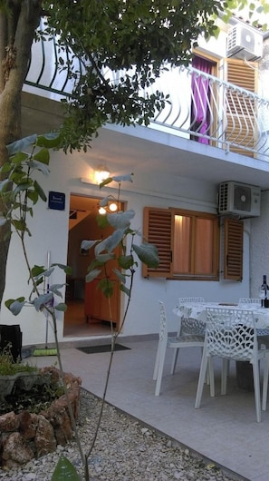 Apartment | Exterior