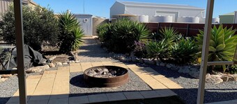 Very comfortable, stone cottage in Fowler’s Bay