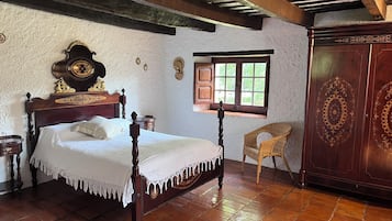 4 chambres, bureau, Wi-Fi gratuit, draps fournis