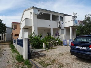 Exterior - Apartments Zita - 50 m From sea (Rogoznica)