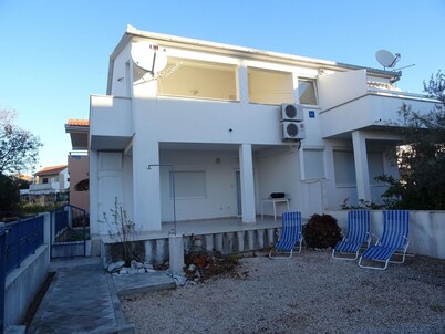 Apartments Zita - 50 m From sea