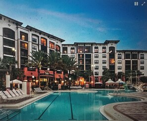 Outdoor pool - Sheraton Vistana Villages one bedroom apt- sleeps 4 (Orlando)