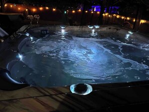 Baignoire à remous extérieure