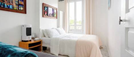 2 soverom, safe på rommet og wi-fi (inkludert)