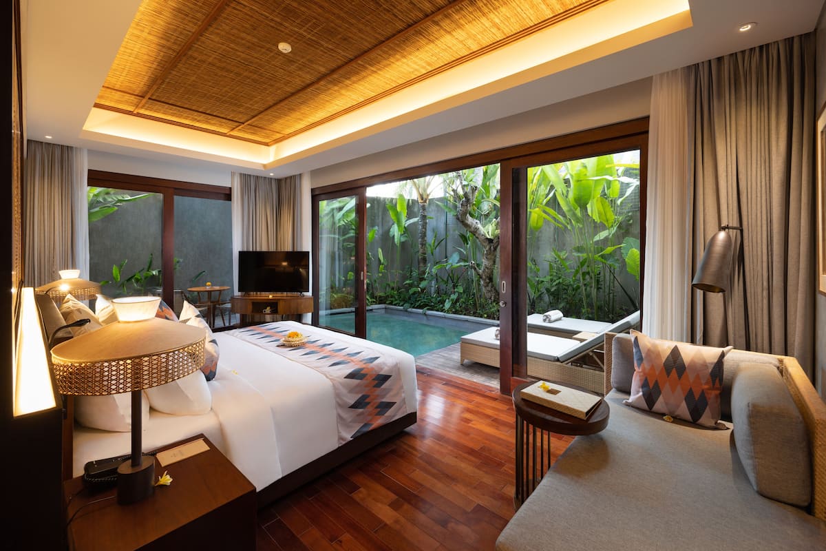 Suite With Pool (with Daily Afternoon Tea) | 1 bedroom, premium bedding, minibar, in-room safe