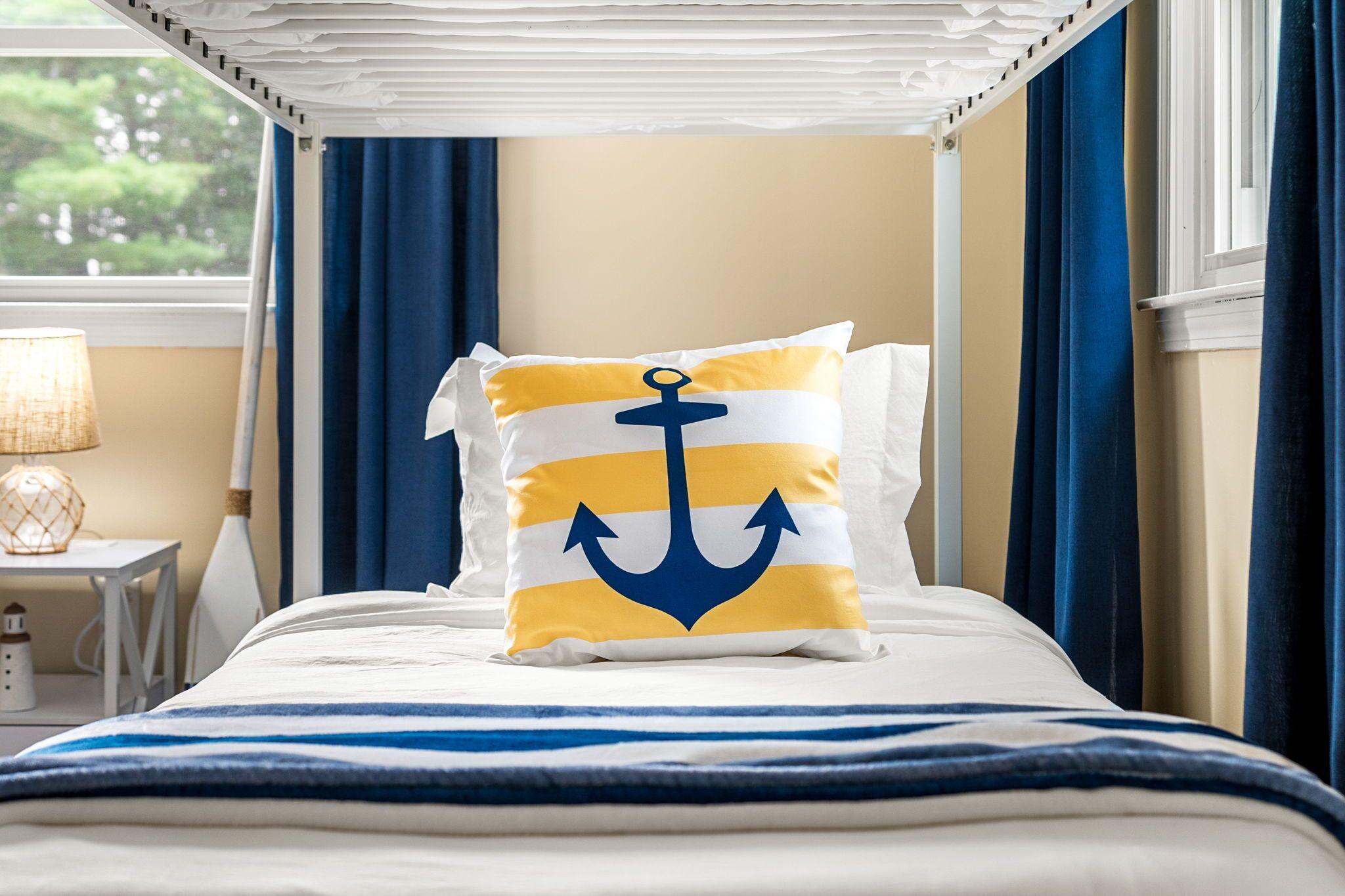 3 habitaciones, escritorio, tabla de planchar con plancha y wifi gratis 