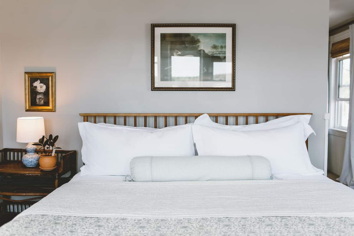 Premium Suite, 2 Bedrooms, Fireplace, Ocean View | 2 bedrooms, premium bedding, memory-foam beds, individually decorated