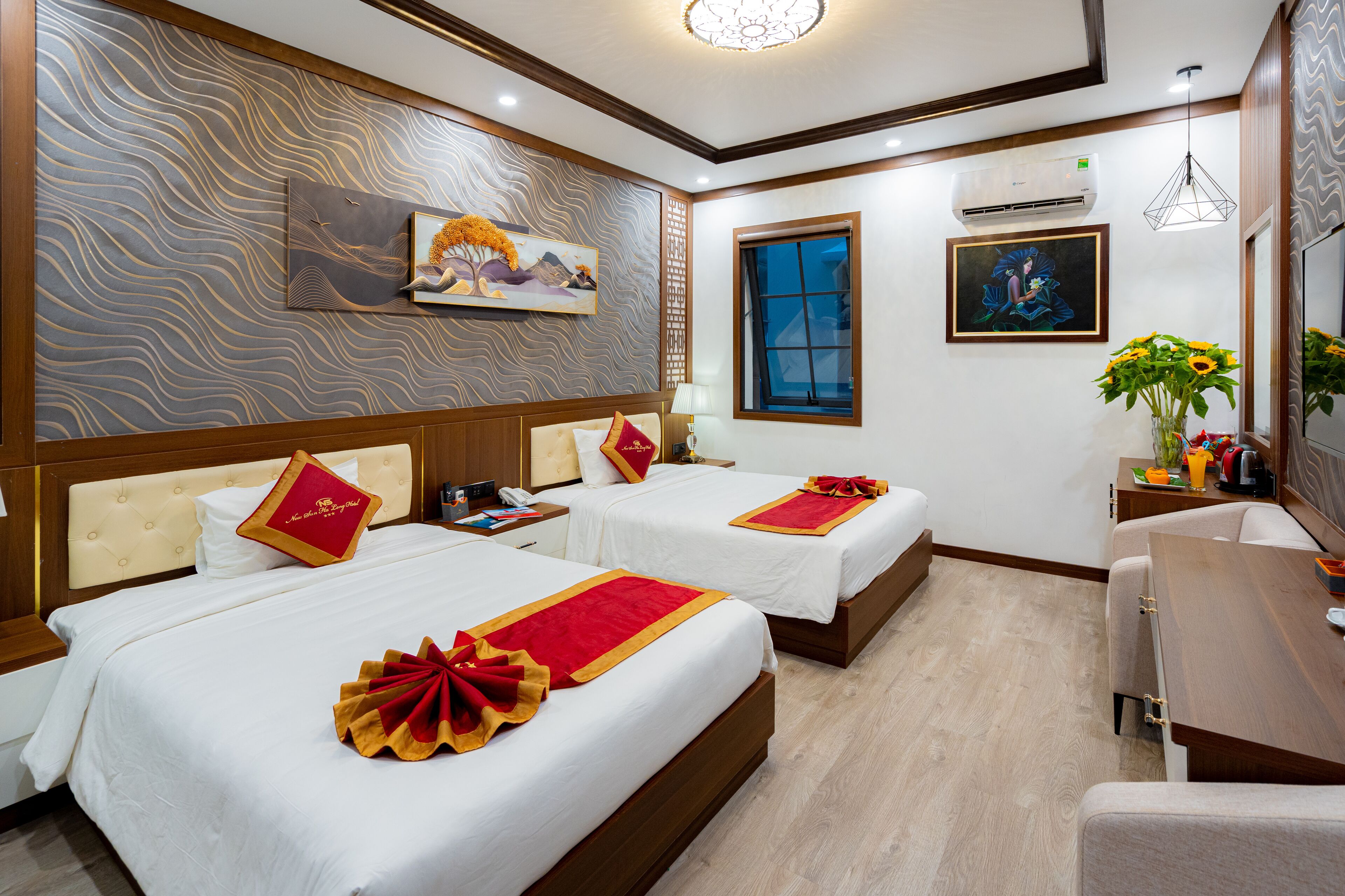 Chambre Deluxe avec lits jumeaux, 2 lits doubles | Vue de la chambre