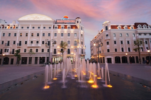 Sunland Halong Hotel and Restaurant