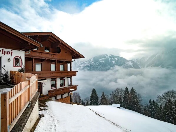 Exterior - Beautiful apartment in a dream location in Finkenberg (Finkenberg)