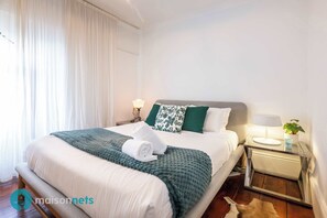 2 chambres, bureau, fer et planche à repasser, Wi-Fi