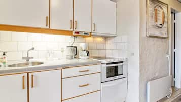 Køleskab, mikrobølgeovn, ovn, opvaskemaskine