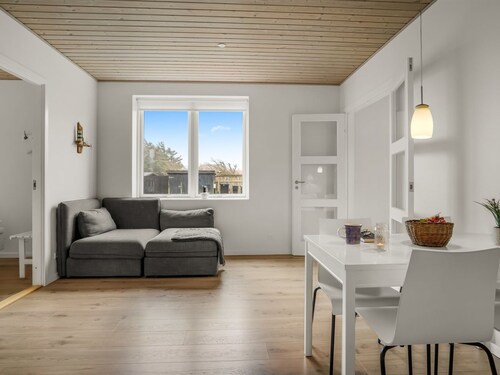 "Elmo" - 300m from the sea by Interhome