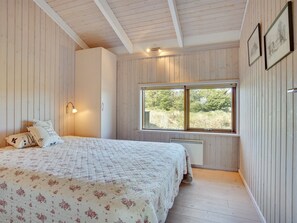 3 bedrooms, WiFi - "Riana" - 375m from the sea by Interhome (Løkken)