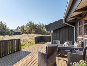 Outdoor dining - "Riana" - 375m from the sea by Interhome (Løkken)
