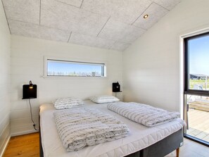 4 bedrooms, Internet