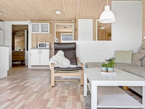 TV, fireplace, DVD player - "Into" - 400m from the sea by Interhome (Løkken)