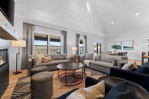 TV, fireplace, offices