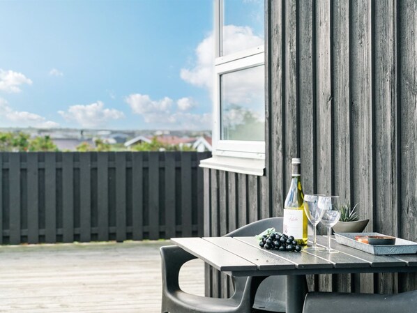 Outdoor dining - "Laghmund" - 250m from the sea by Interhome (Løkken)
