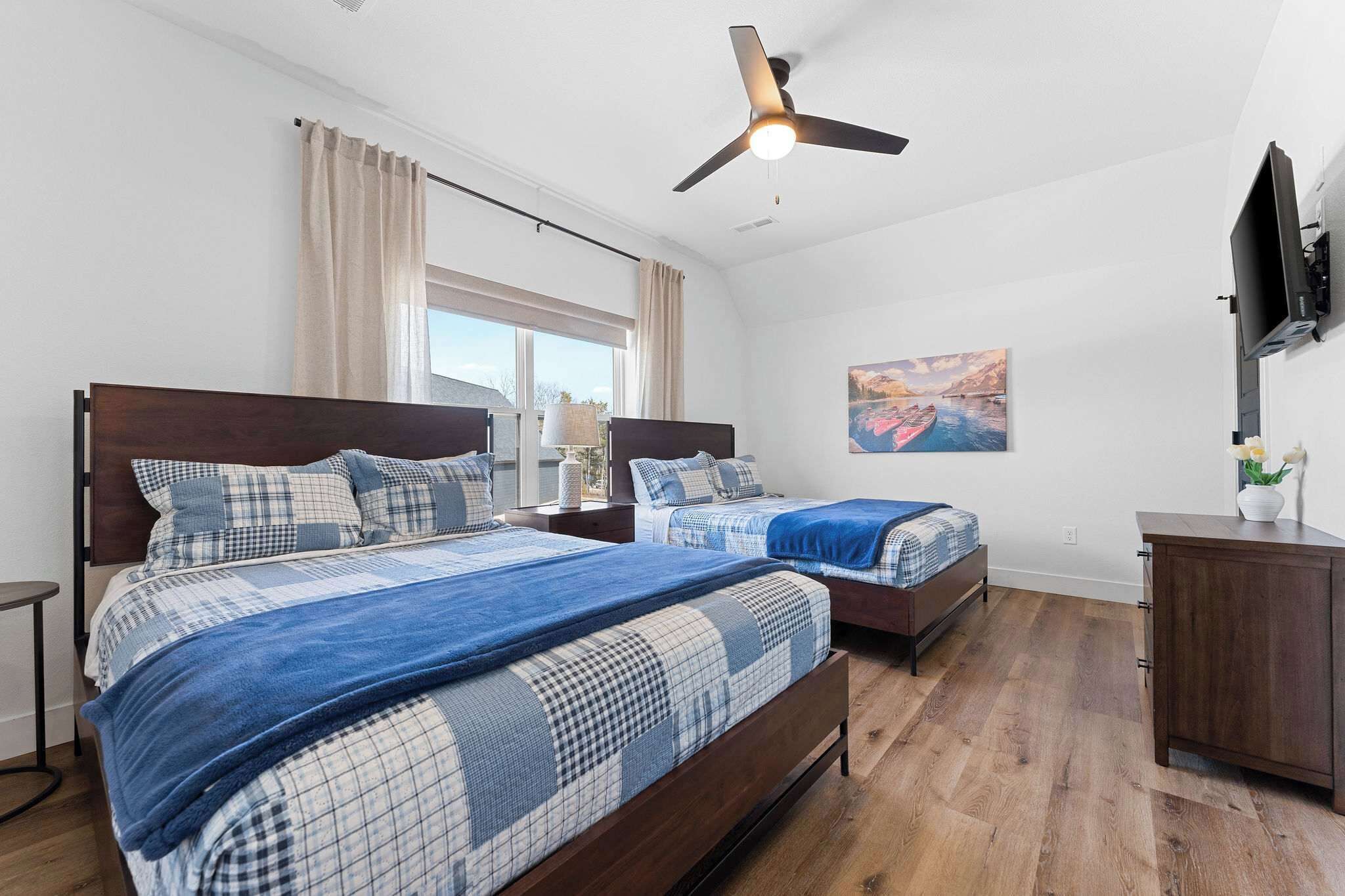6 bedrooms, iron/ironing board, travel crib, WiFi