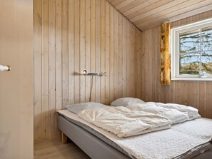 5 bedrooms, internet