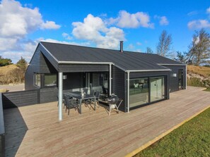 Terrace - "Vanamo" - 300m from the sea by Interhome (Løkken)