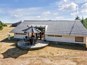 Outdoor dining - "Suncica" - 700m from the sea by Interhome (Thisted)