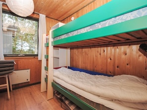 2 bedrooms, internet