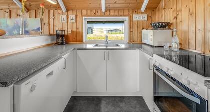 "Sofie" - 150m from the sea by Interhome