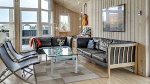 TV, peis og DVD-spiller
