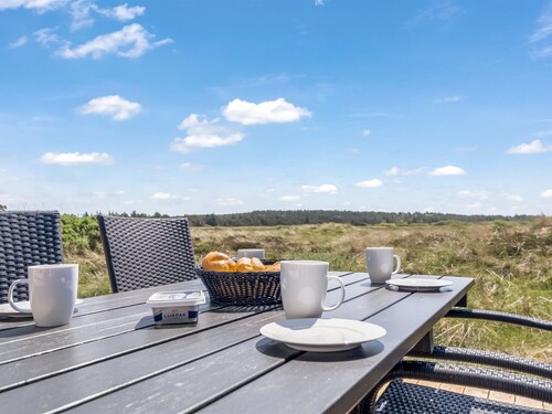 "Tayanita" - 750m from the sea by Interhome