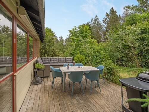 "Flor" - 900m from the sea by Interhome