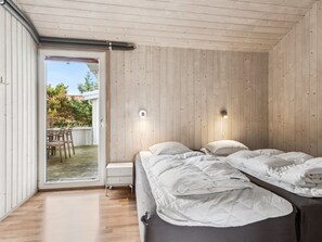 5 bedrooms, WiFi