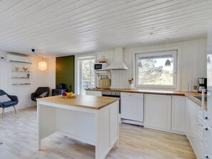 Køleskab, mikrobølgeovn, ovn, opvaskemaskine