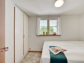 4 bedrooms, internet