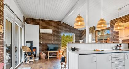 "Aurelie" - 800m from the sea by Interhome