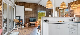 "Aurelie" - 800m from the sea by Interhome