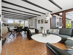 TV, fireplace, DVD player